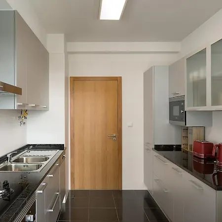 Fantástico Na Zona Nobre - Bella Funchal (Madeira)